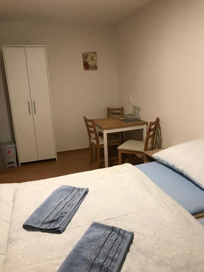 Ubytovani Anezka Lednice Eksteriør bilde